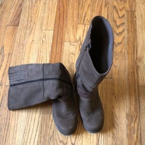 Brown Suede Zipper Riding Boot